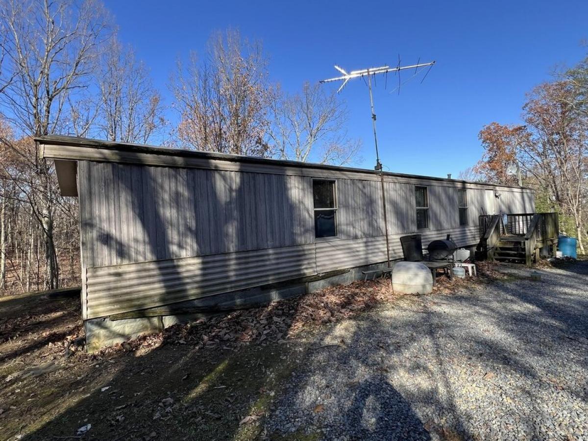 Picture of Home For Sale in Newport, Tennessee, United States