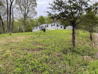 Home For Sale in Dandridge, Tennessee