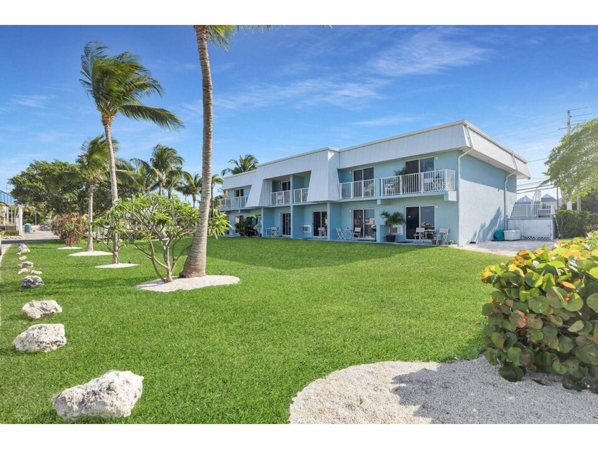 Picture of Home For Sale in Duck Key, Florida, United States