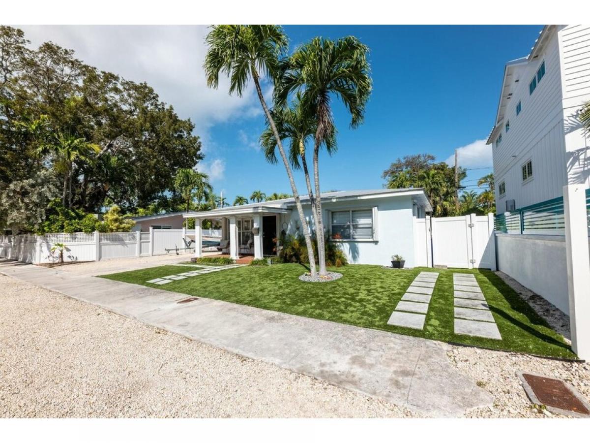 Picture of Home For Sale in Key West, Florida, United States