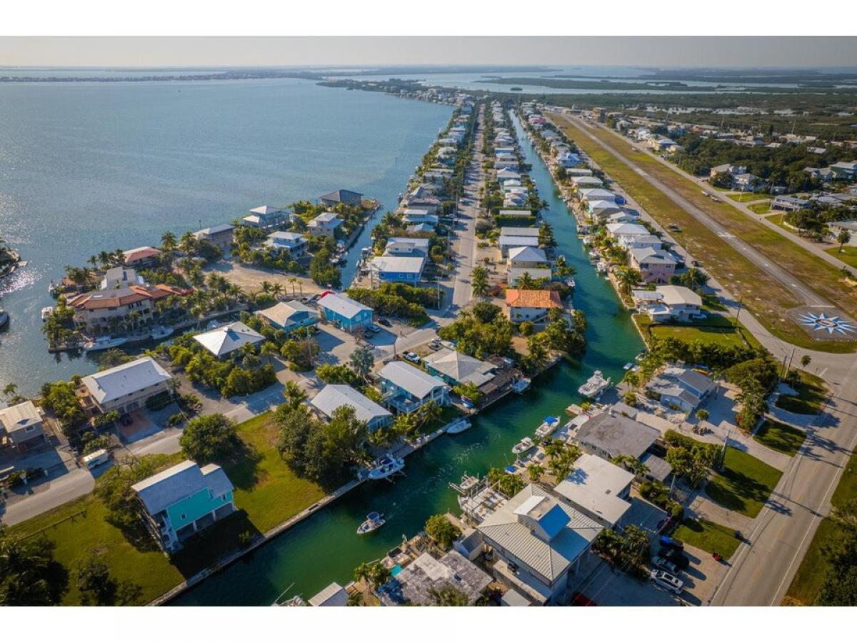 Picture of Home For Sale in Summerland Key, Florida, United States