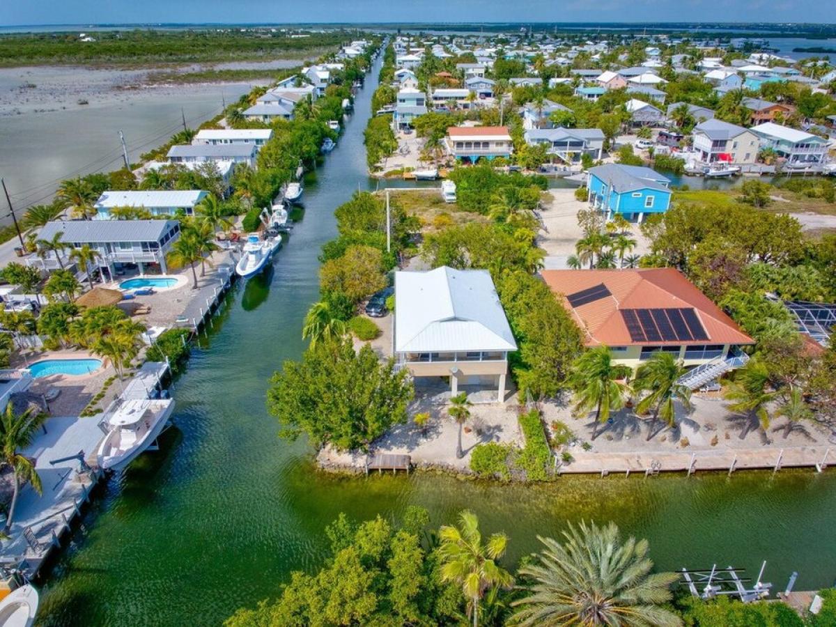 Picture of Home For Sale in Ramrod Key, Florida, United States