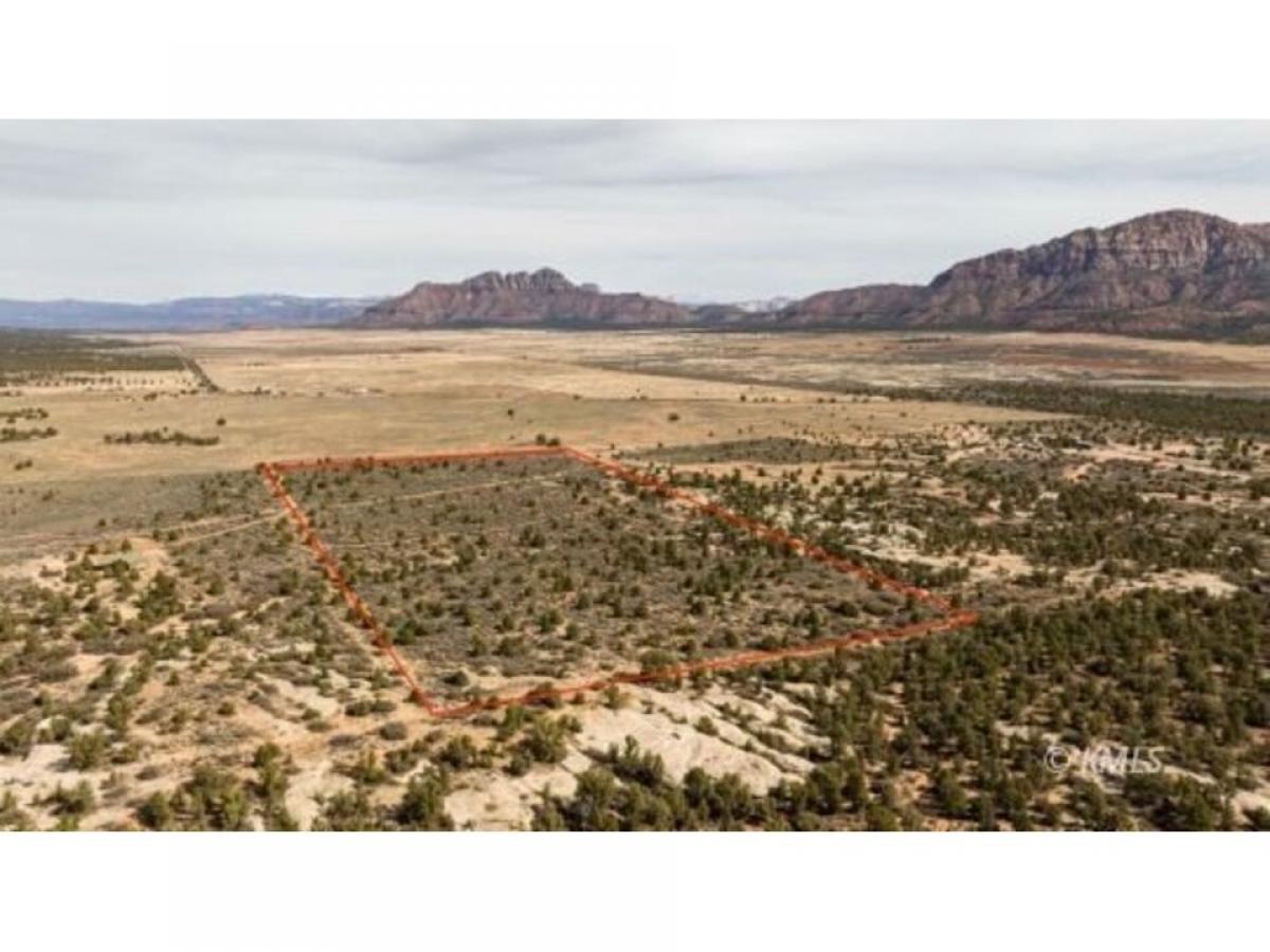 Picture of Residential Land For Sale in Apple Valley, Utah, United States