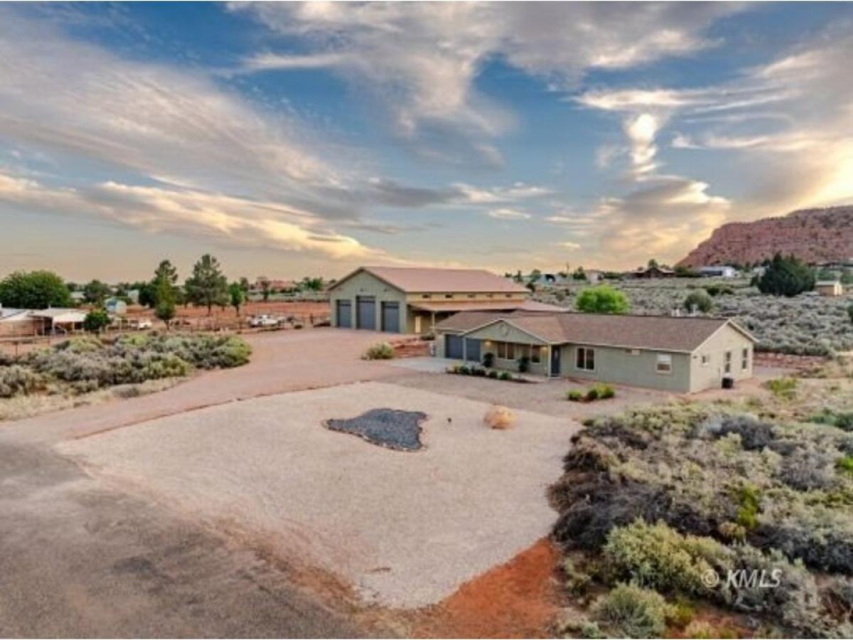 Picture of Home For Sale in Kanab, Utah, United States