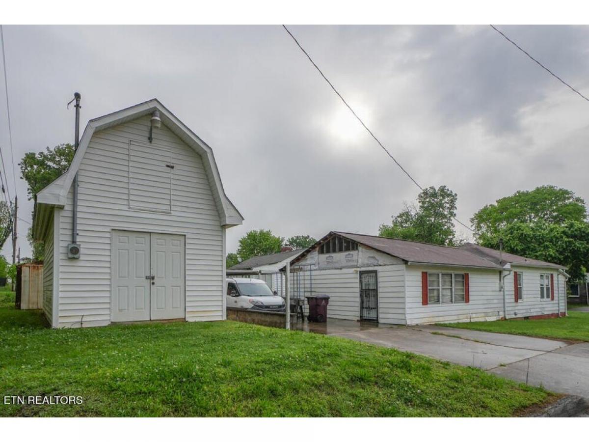 Picture of Home For Sale in Alcoa, Tennessee, United States
