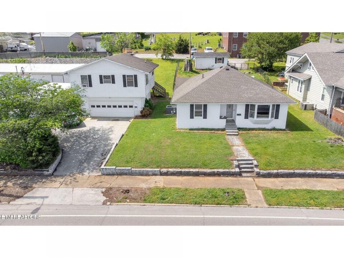 Picture of Home For Sale in Lenoir City, Tennessee, United States