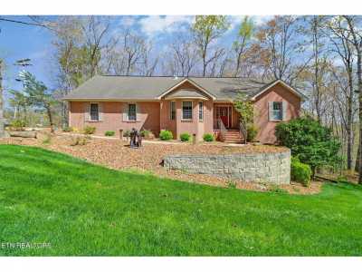 Home For Sale in Fairfield Glade, Tennessee