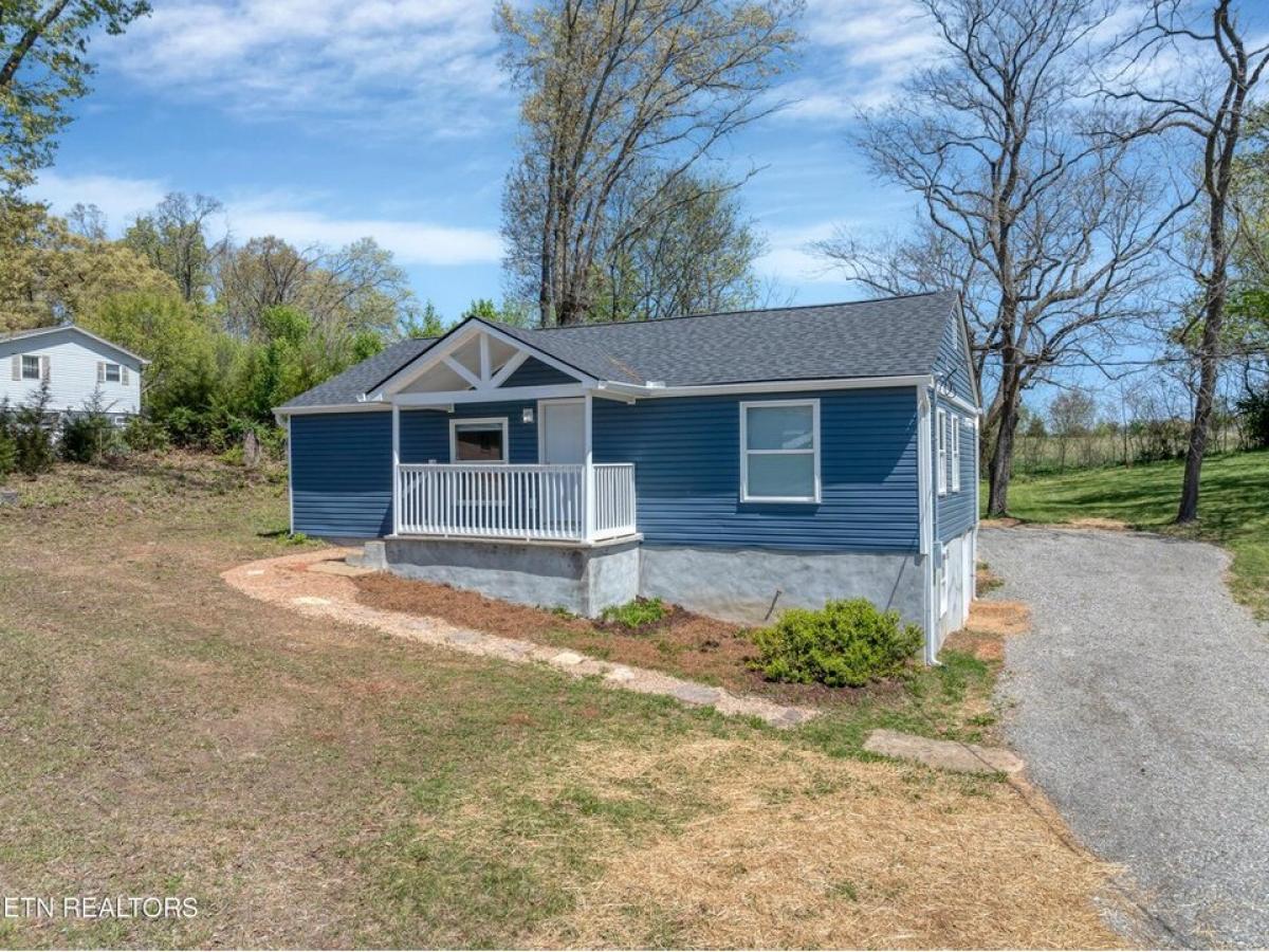 Picture of Home For Sale in Seymour, Tennessee, United States