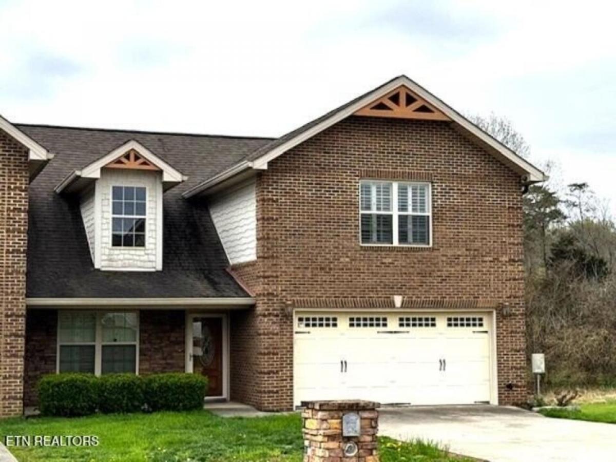 Picture of Home For Sale in Dandridge, Tennessee, United States