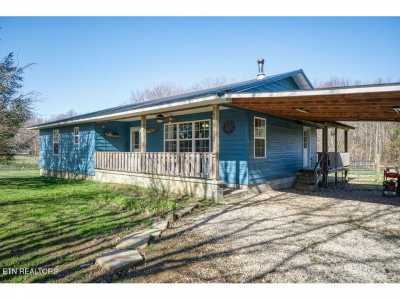 Home For Sale in Spencer, Tennessee
