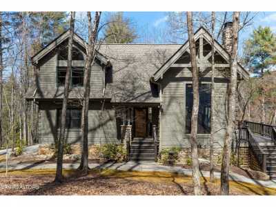 Home For Sale in Walland, Tennessee