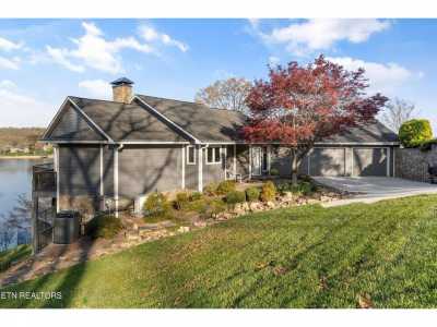 Home For Sale in Friendsville, Tennessee