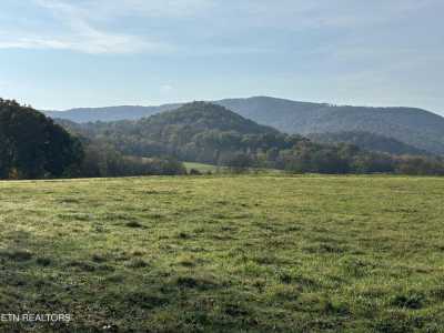 Home For Sale in Pikeville, Tennessee