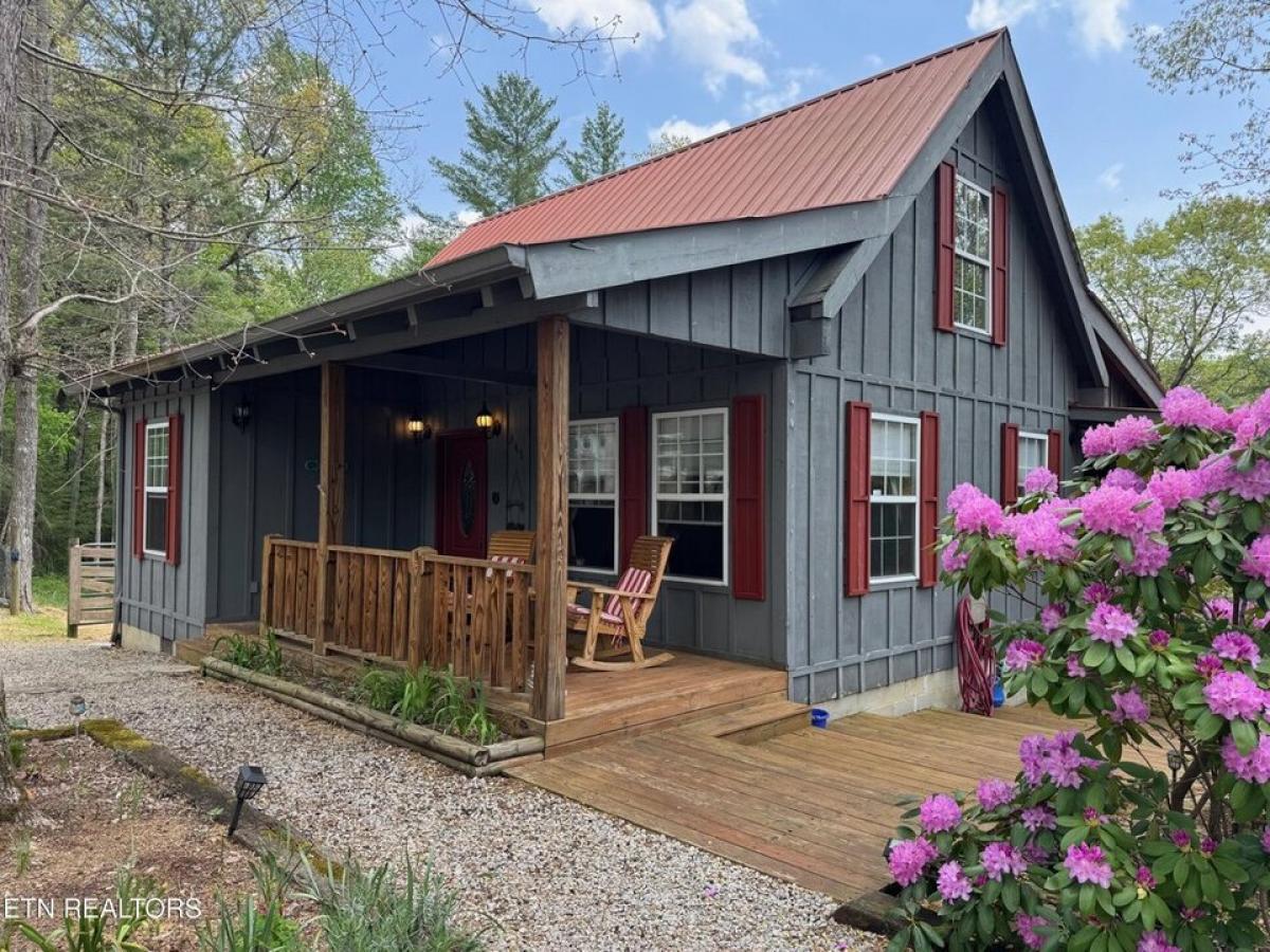 Picture of Home For Sale in Jamestown, Tennessee, United States