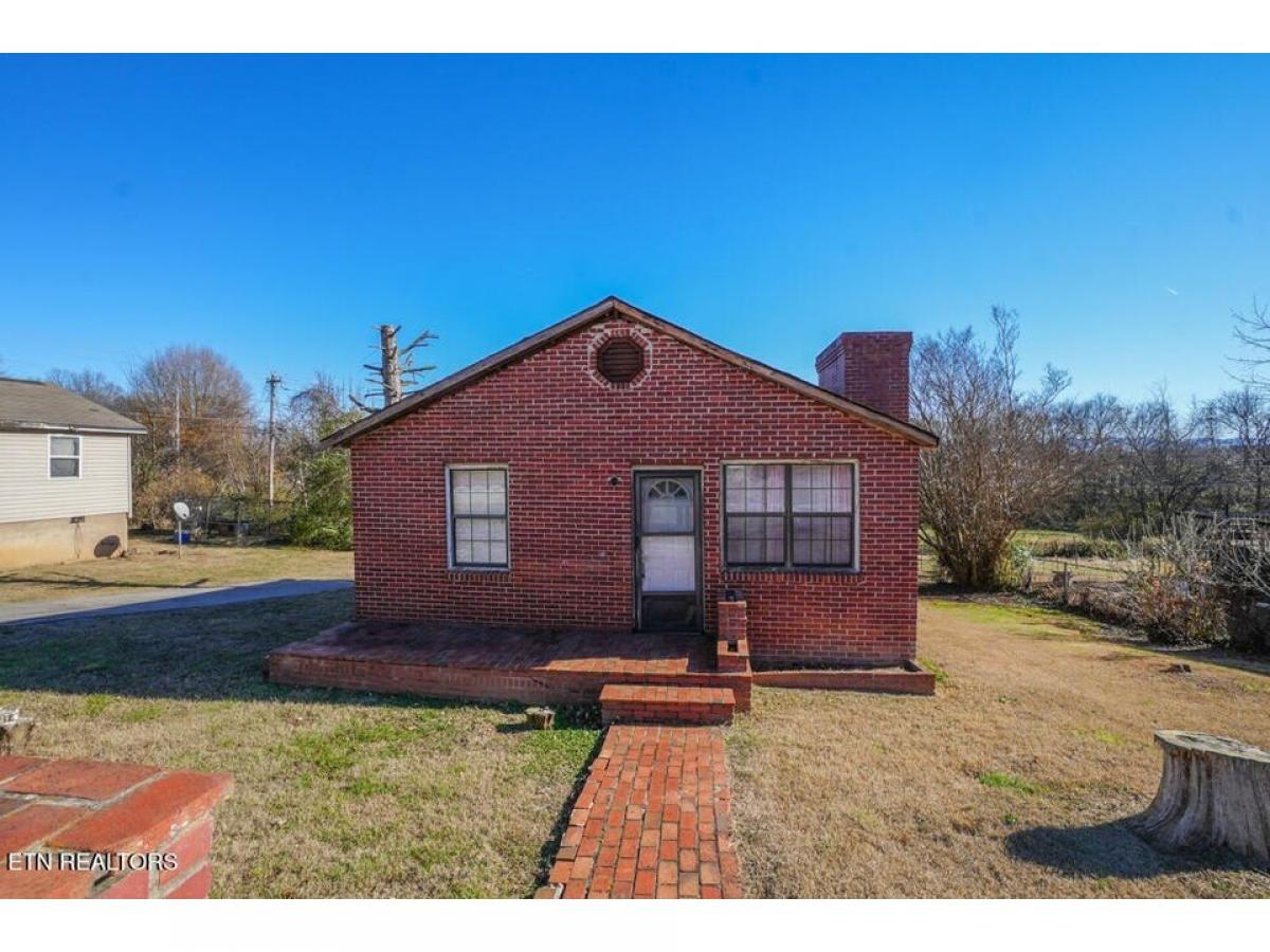 Picture of Home For Sale in Alcoa, Tennessee, United States