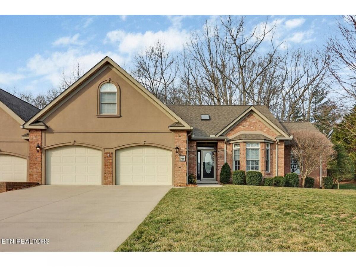 Picture of Home For Sale in Fairfield Glade, Tennessee, United States