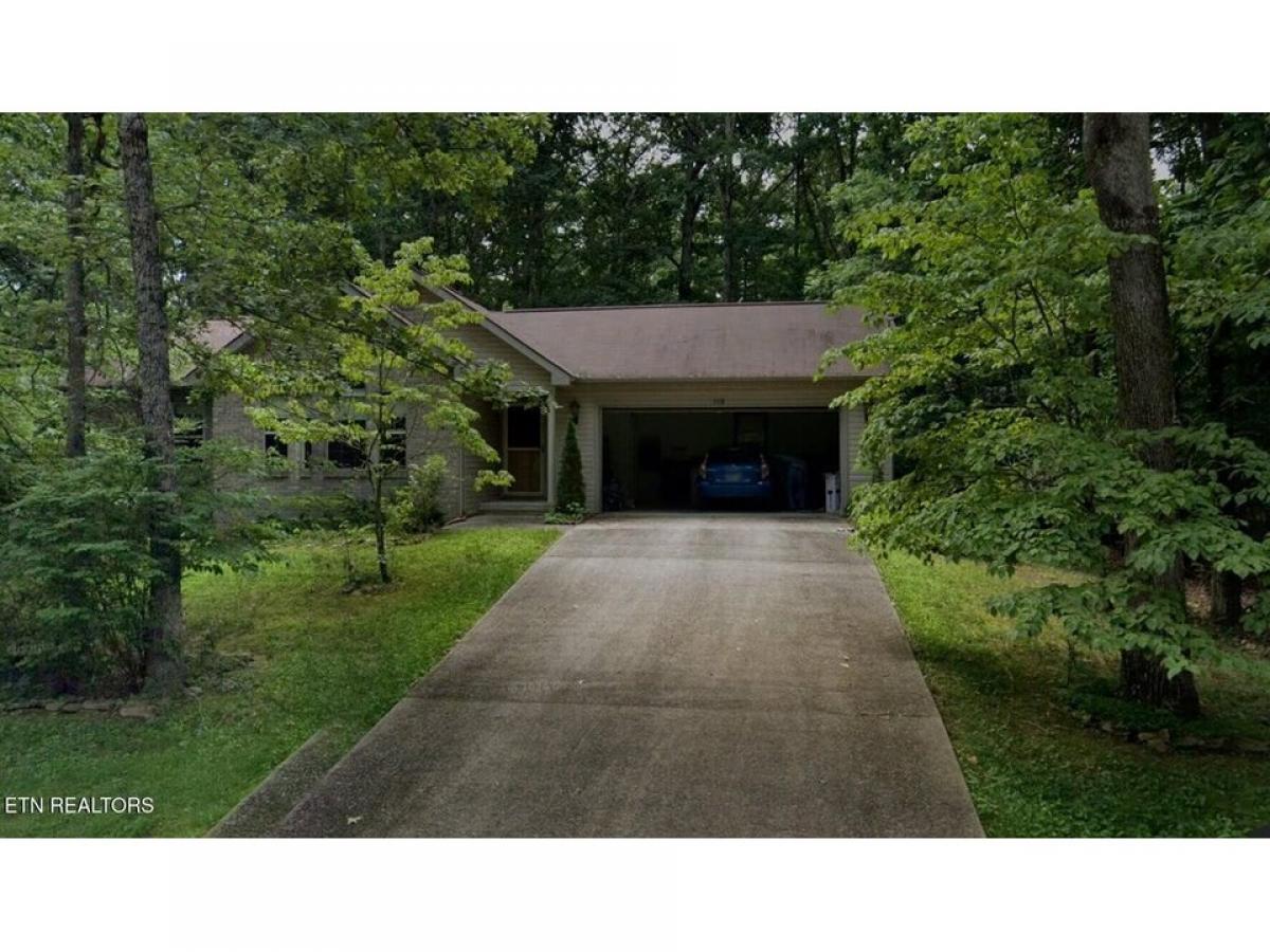Picture of Home For Sale in Fairfield Glade, Tennessee, United States