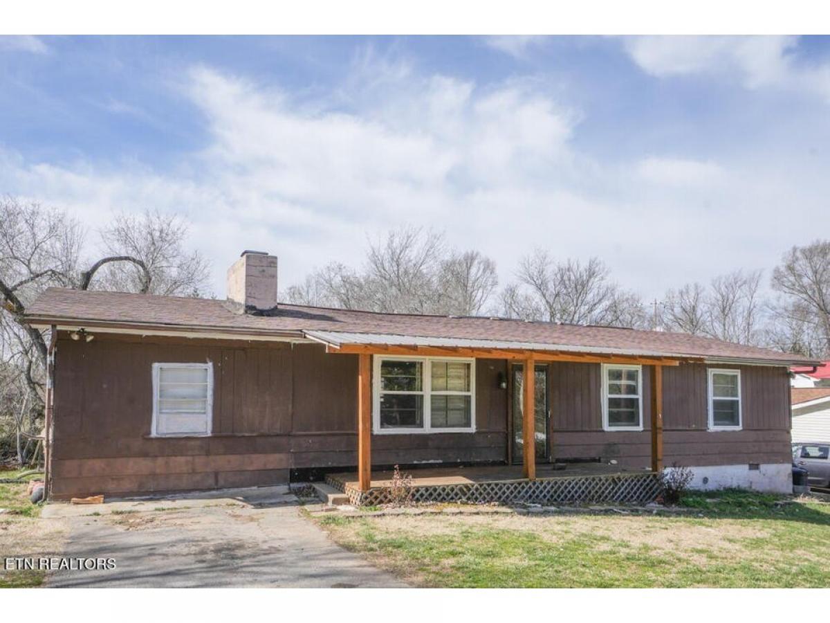 Picture of Home For Sale in Maryville, Tennessee, United States