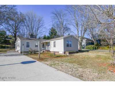 Home For Sale in Maryville, Tennessee