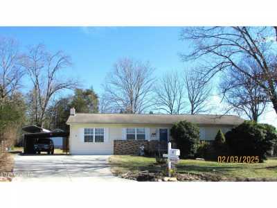 Home For Sale in Friendsville, Tennessee