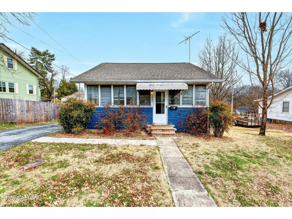 Picture of Home For Sale in Alcoa, Tennessee, United States