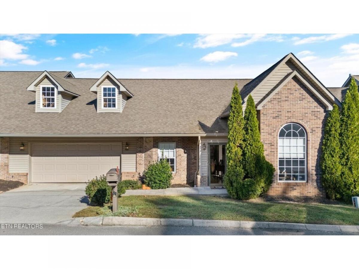 Picture of Home For Sale in Maryville, Tennessee, United States