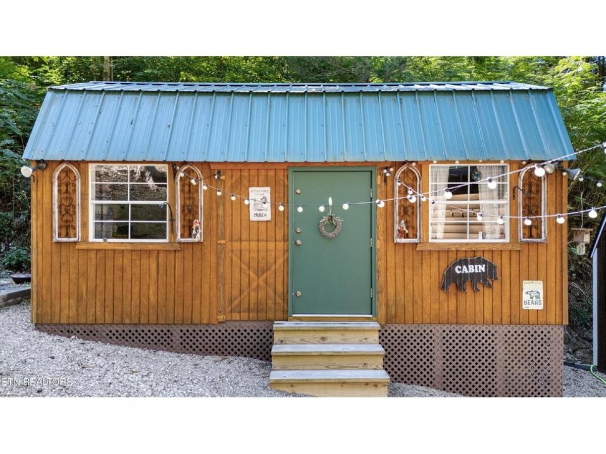 Picture of Home For Sale in Walland, Tennessee, United States