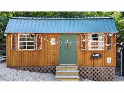 Home For Sale in Walland, Tennessee