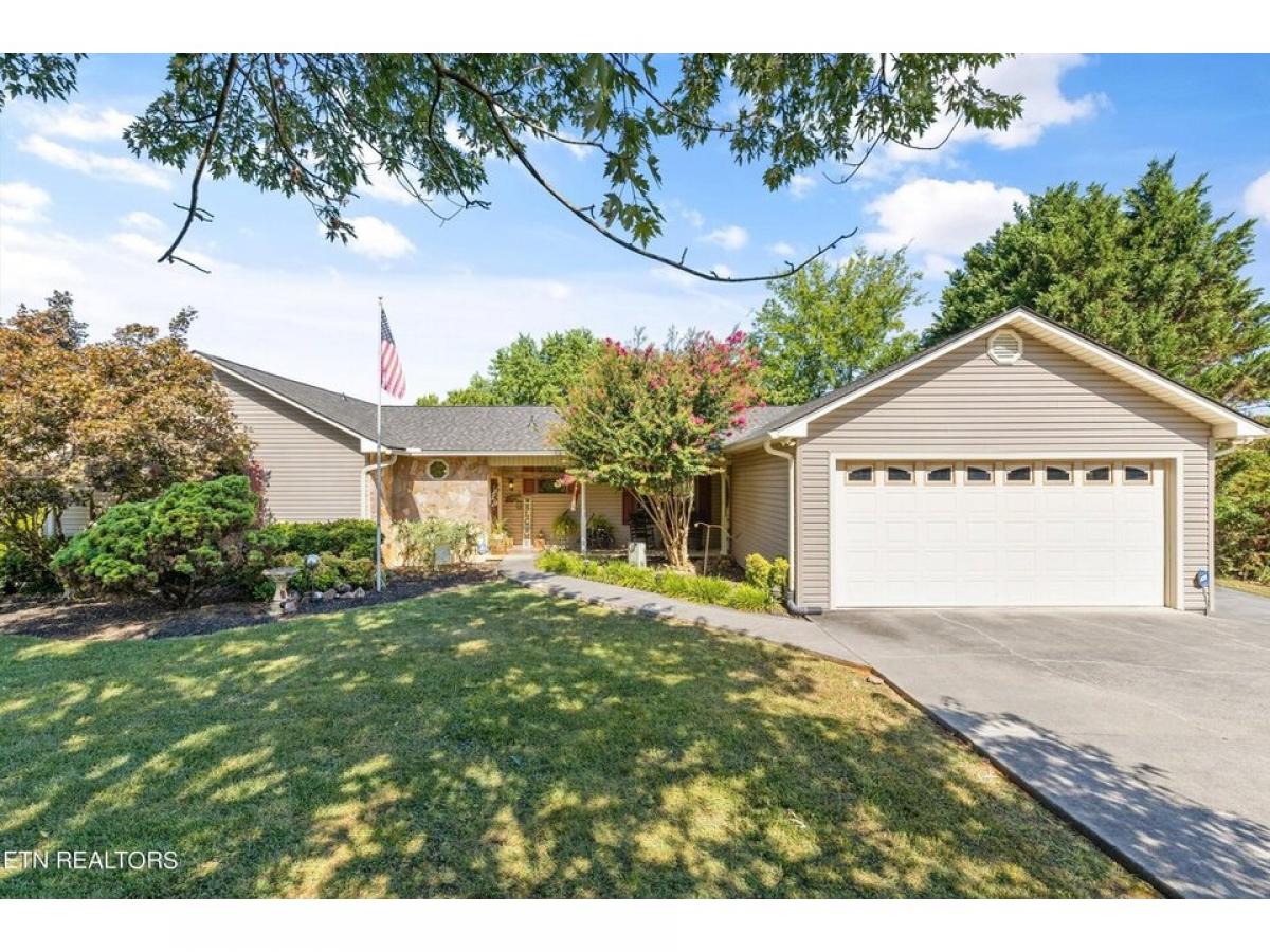 Picture of Home For Sale in Louisville, Tennessee, United States