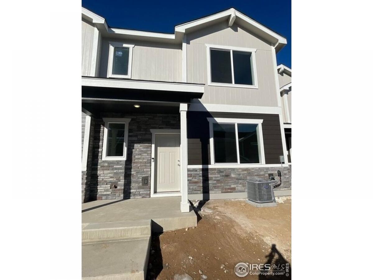 Picture of Home For Sale in Johnstown, Colorado, United States