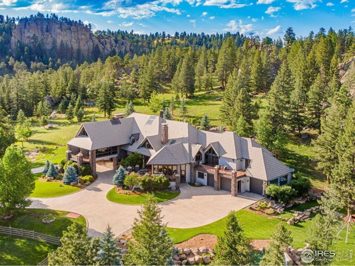 Picture of Home For Sale in Evergreen, Colorado, United States