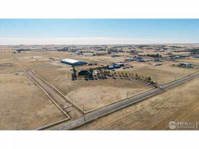 Home For Sale in Bennett, Colorado