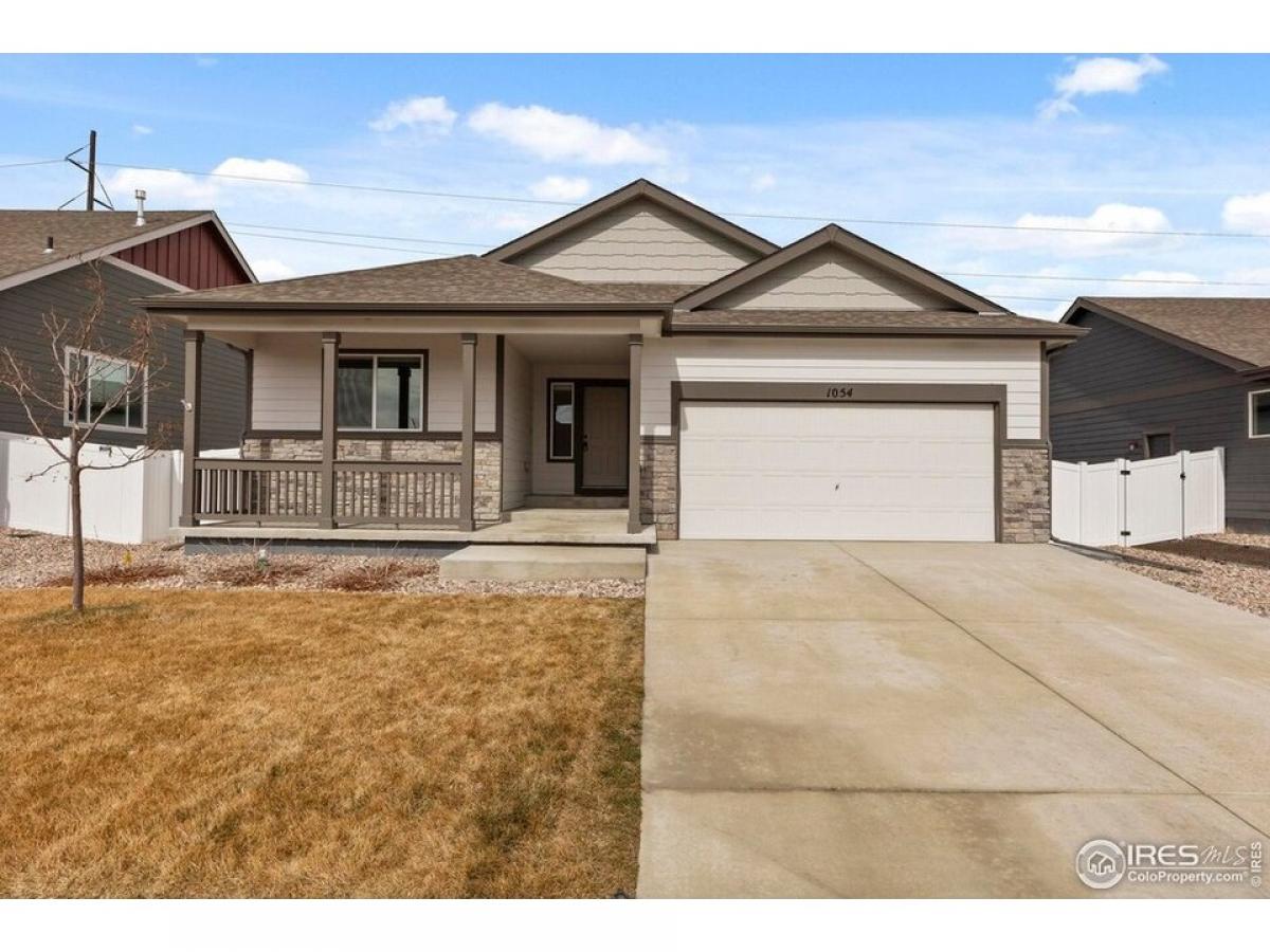 Picture of Home For Sale in Windsor, Colorado, United States