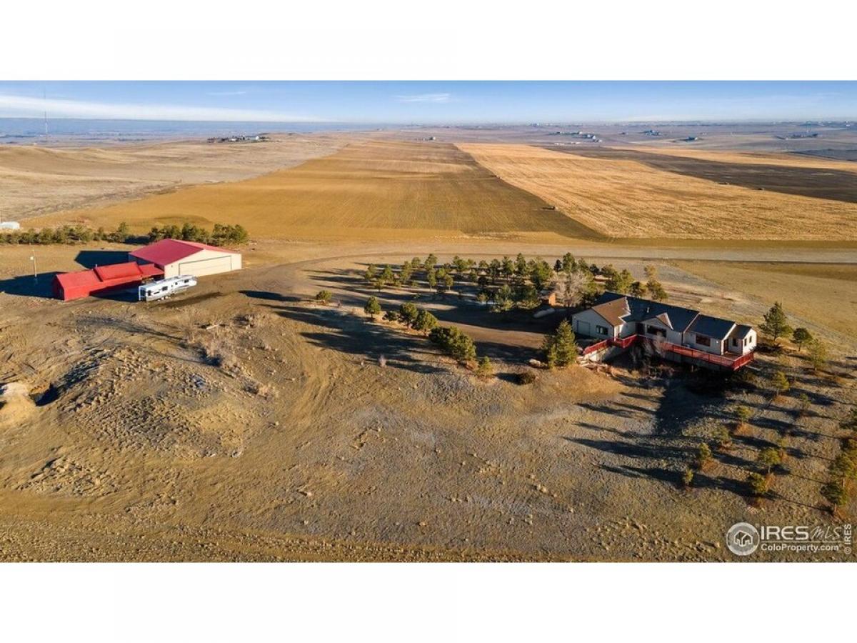 Picture of Home For Sale in Fort Collins, Colorado, United States