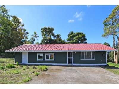 Home For Sale in Captain Cook, Hawaii