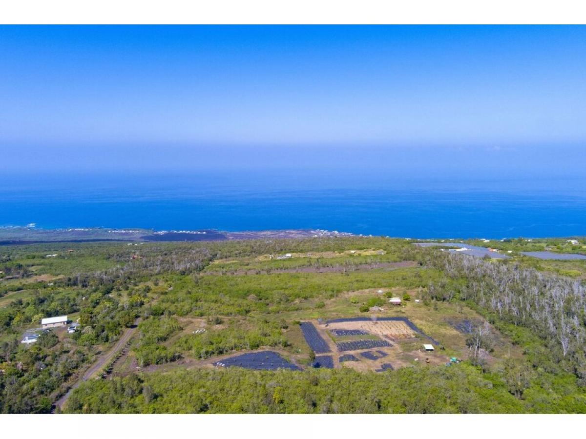 Picture of Residential Land For Sale in Captain Cook, Hawaii, United States