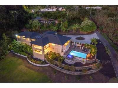 Home For Sale in Holualoa, Hawaii
