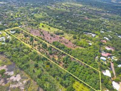 Home For Sale in Captain Cook, Hawaii