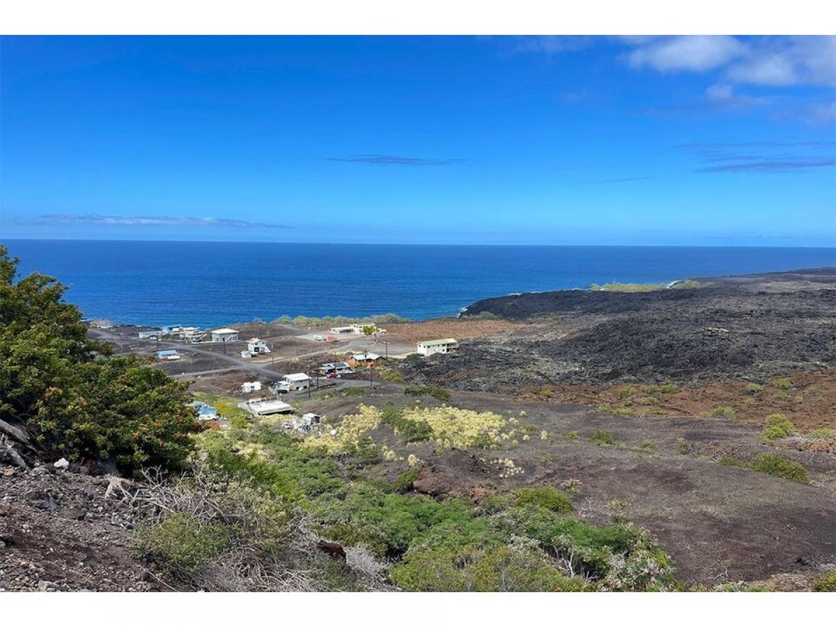 Picture of Residential Land For Sale in Captain Cook, Hawaii, United States