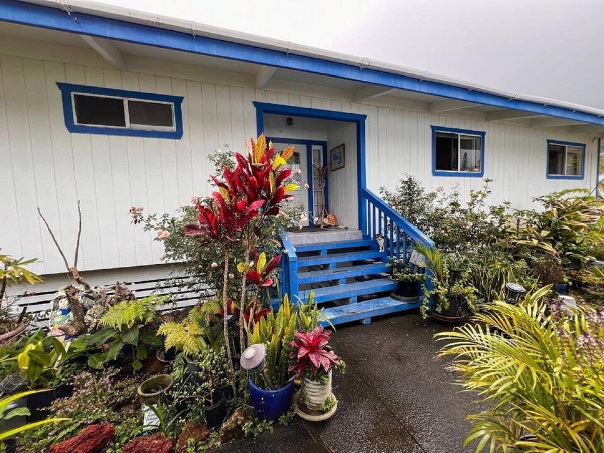 Picture of Home For Sale in Naalehu, Hawaii, United States
