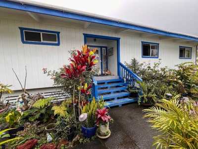 Home For Sale in Naalehu, Hawaii