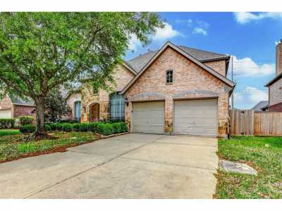 Home For Rent in Sugar Land, Texas