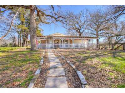 Home For Sale in North Zulch, Texas