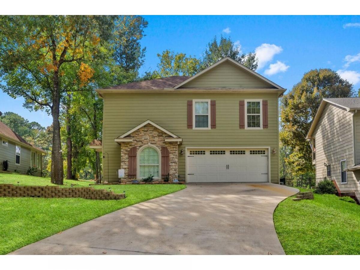 Picture of Home For Sale in Coldspring, Texas, United States