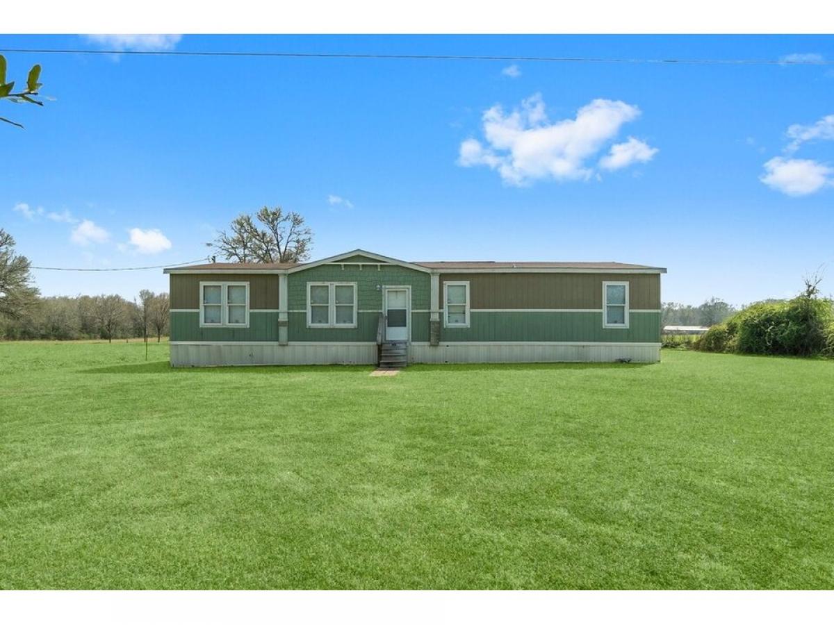 Picture of Home For Sale in Plantersville, Texas, United States