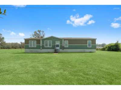 Home For Sale in Plantersville, Texas