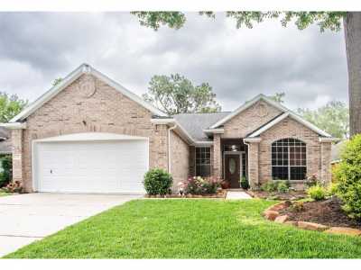 Home For Sale in Kingwood, Texas