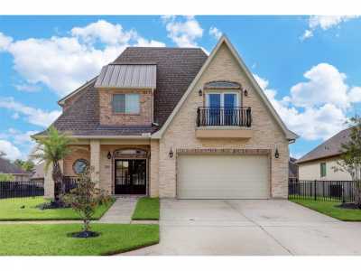 Home For Rent in Kemah, Texas