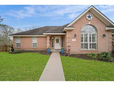 Home For Sale in Chappell Hill, Texas