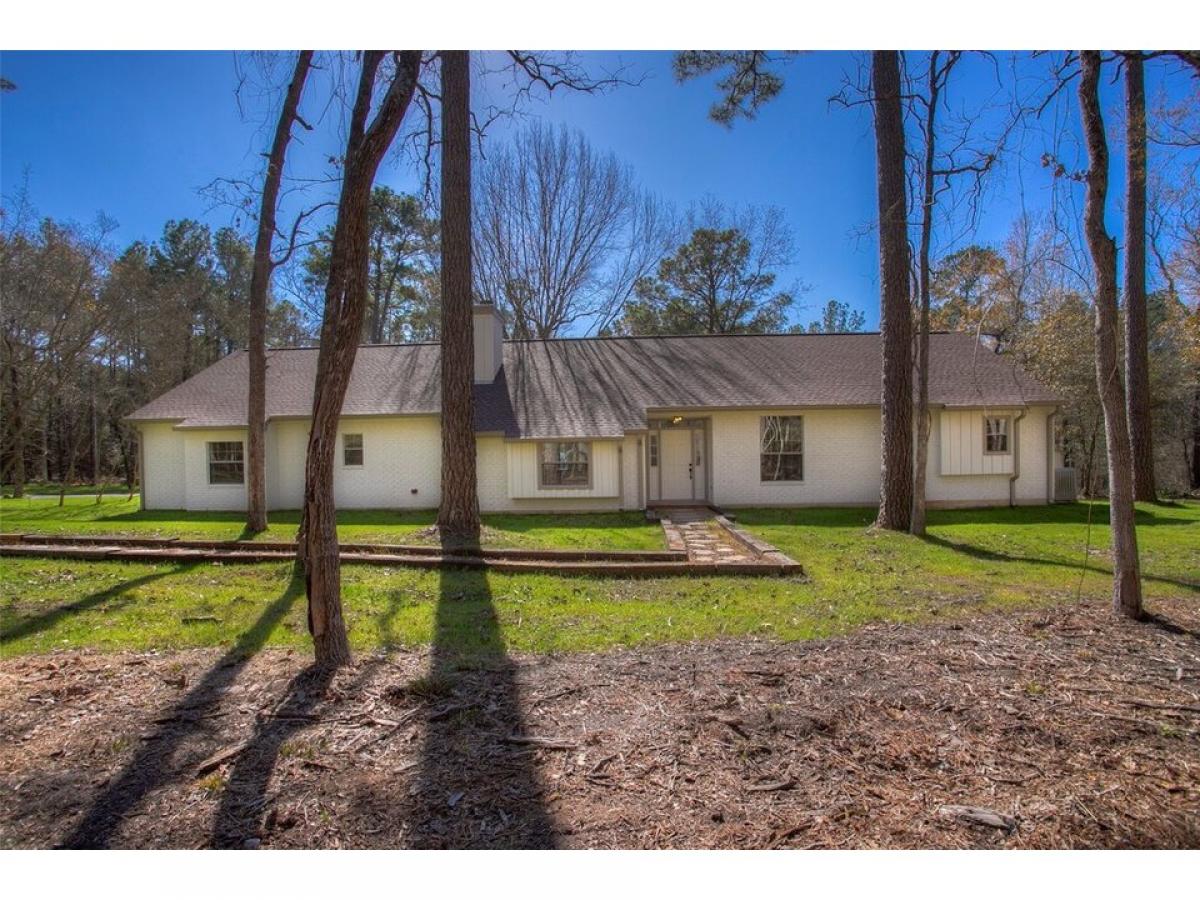 Picture of Home For Sale in Huntsville, Texas, United States